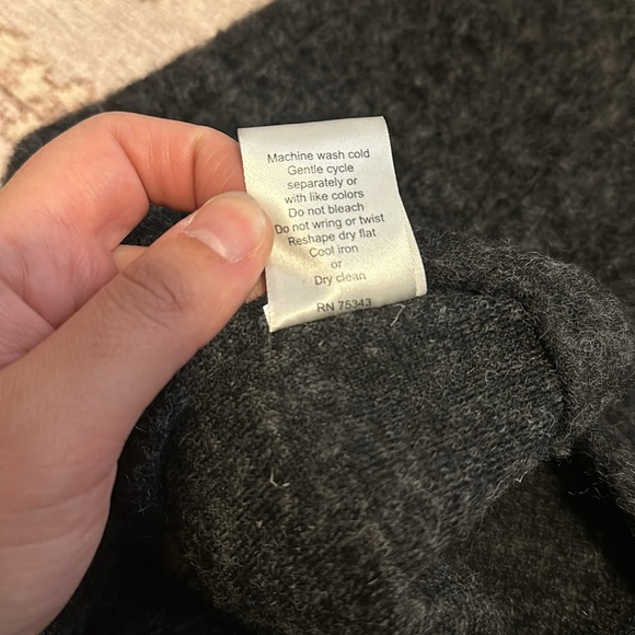 Cute grey wool coat! - Picture 13 of 15